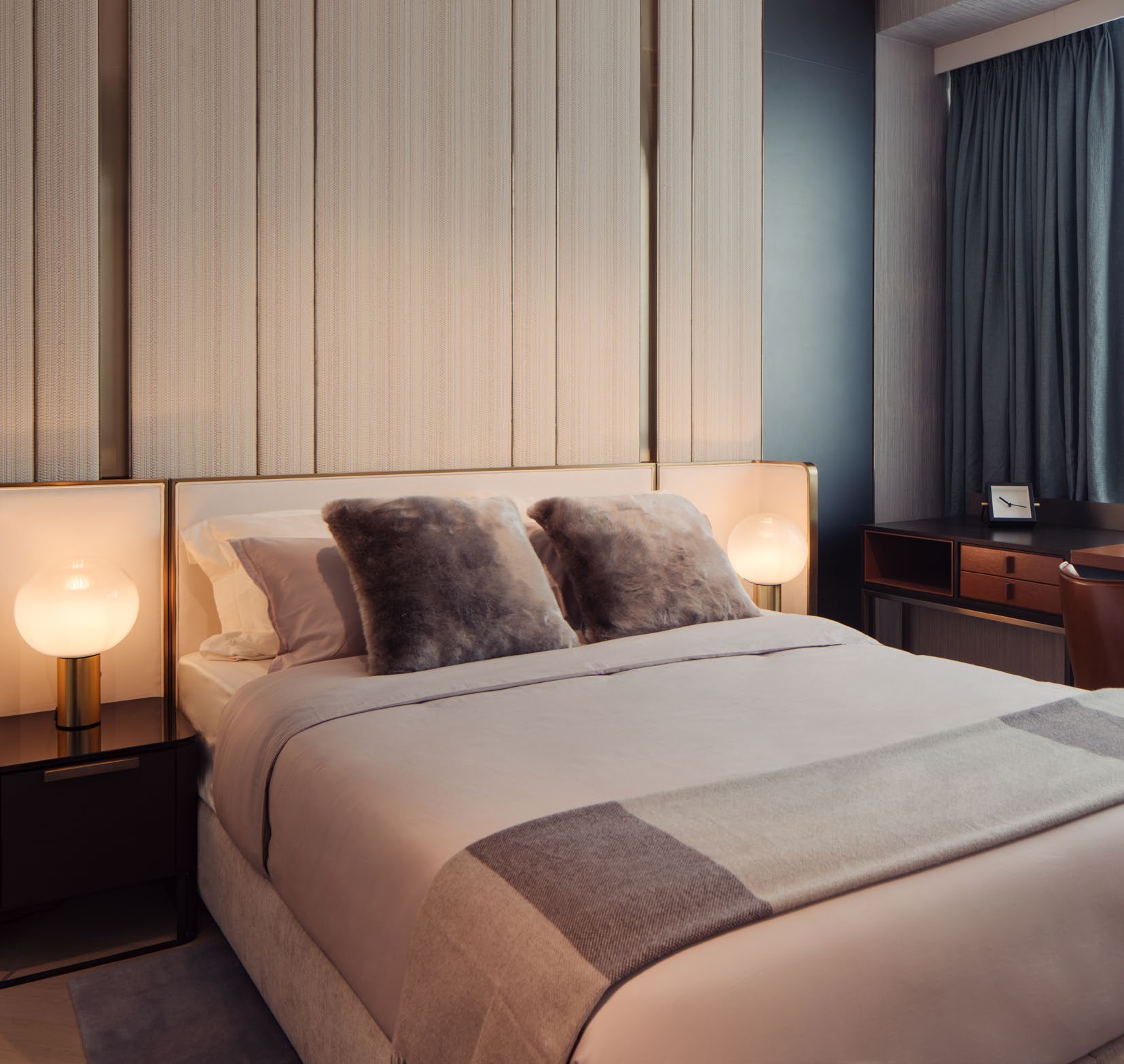 Junior master suite